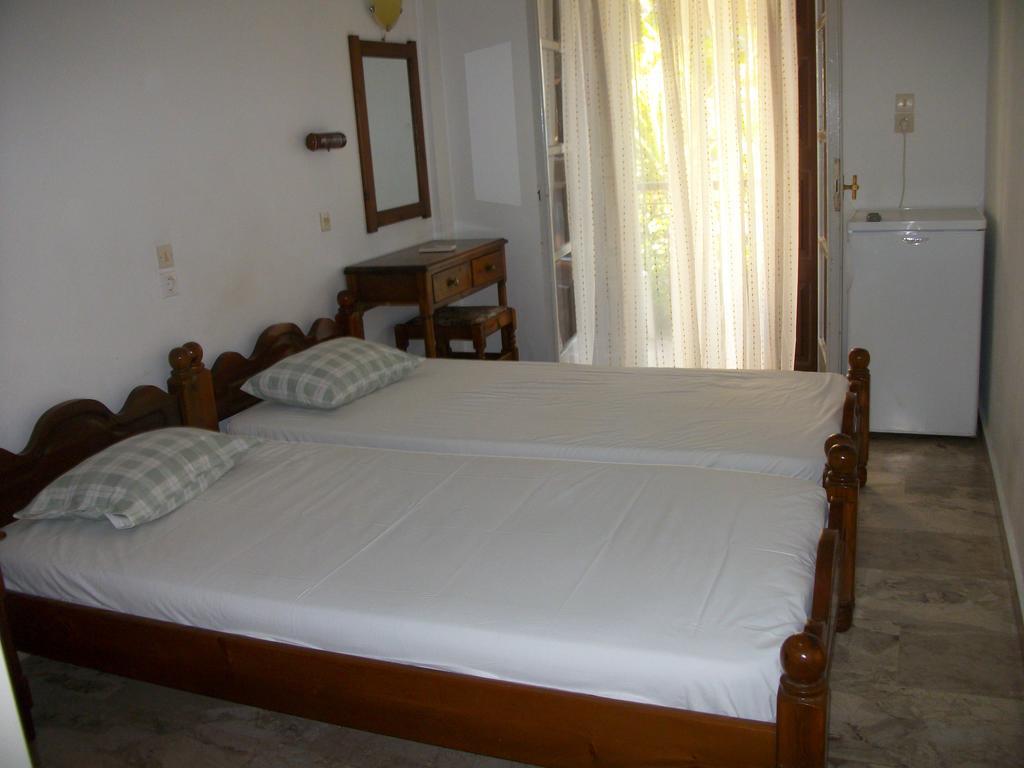 Jasmine'S Guest House 카를로바씨 객실 사진